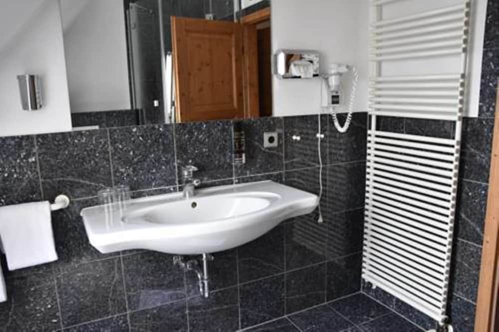 Hotel Daucher 57/60