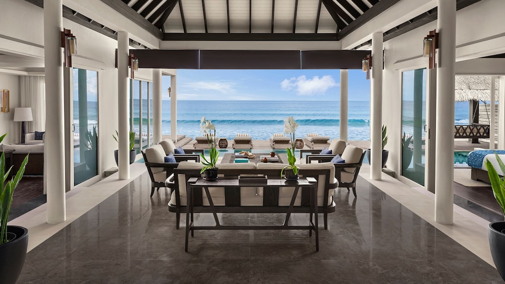 Naladhu Private Island Maldives 43/65