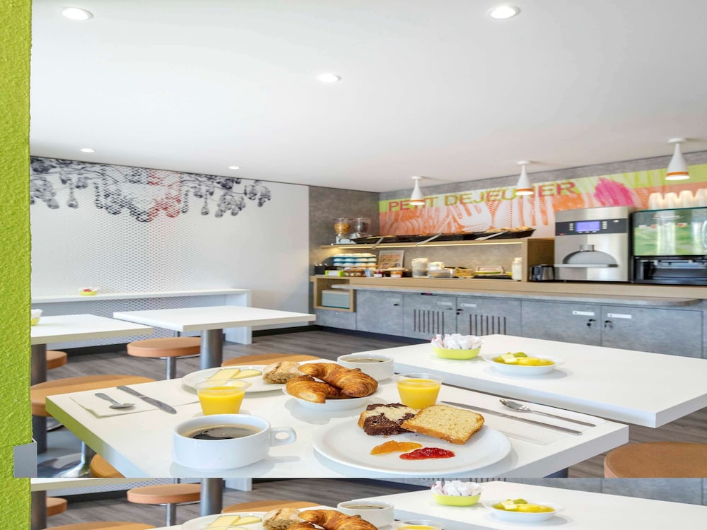Ibis Budget Frejus Capitou A8 53/61