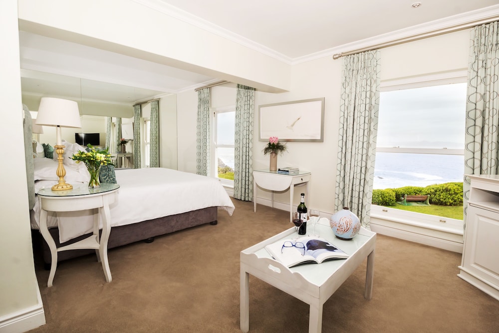 The Marine Hermanus 13/91