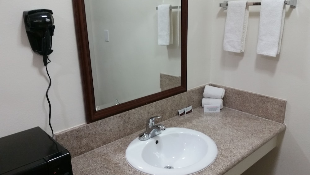 Basic, Single, Accessible