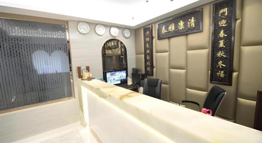 Hong Thai Hotel 7/35