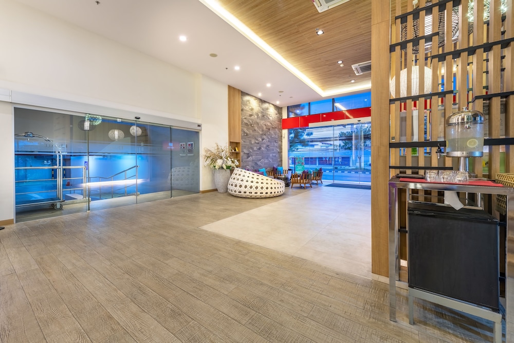 Plaai Prime Hotel (ex D Varee Diva Central Rayong) 7/71