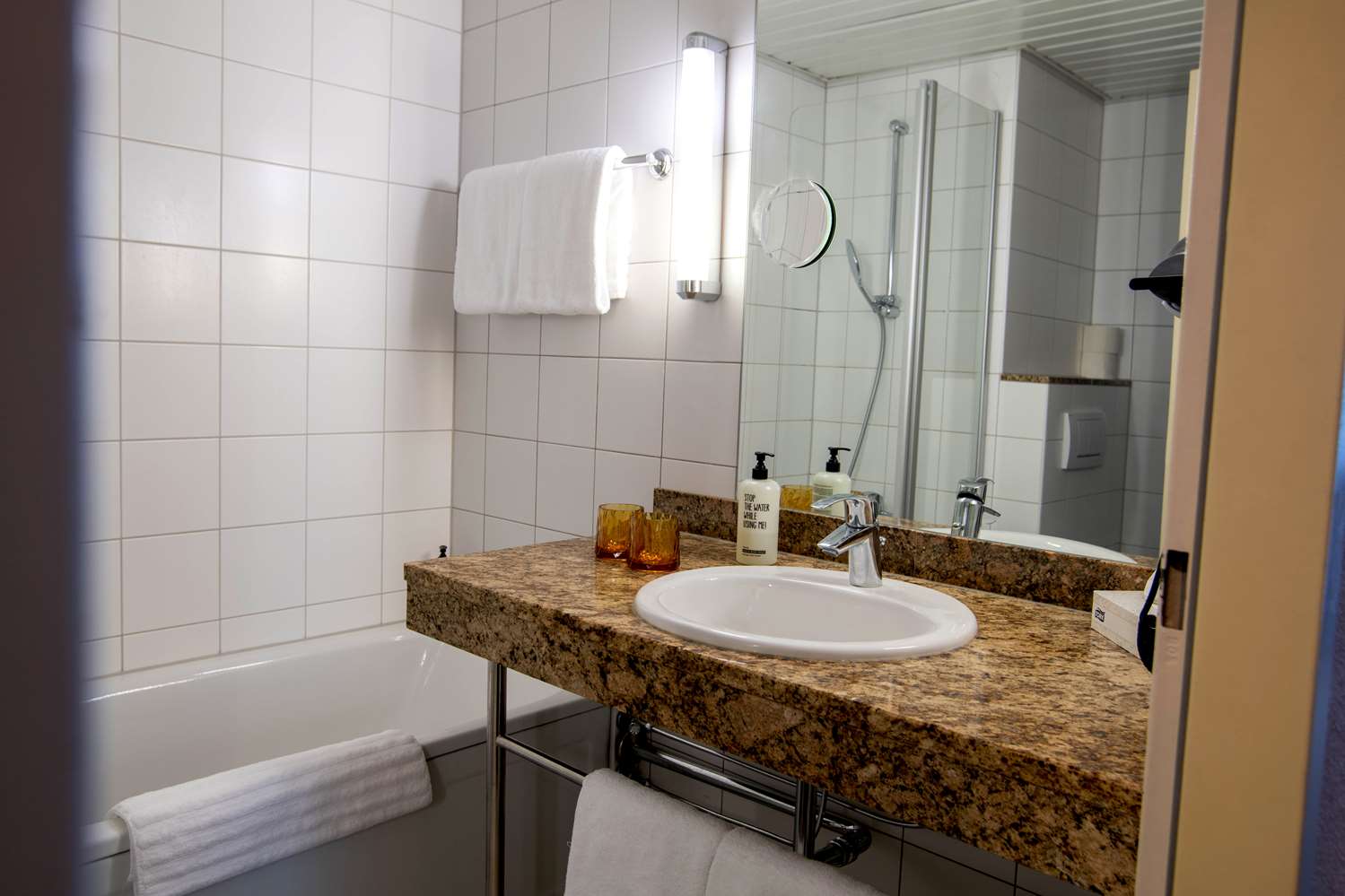 Best Western Conference Airporthotel Frankfurt-Moerfelden 21/21