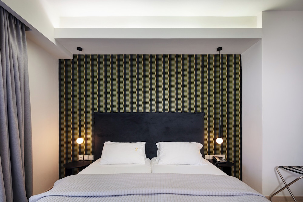 Steris Elegant Beach Hotel 19/70