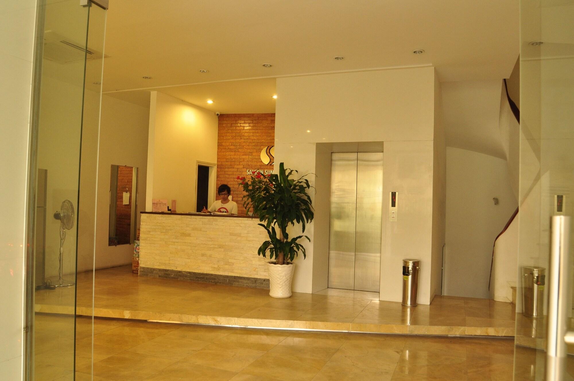 Lobby at Collection O Le Grand Hanoi hotel – The Sun, HANOI