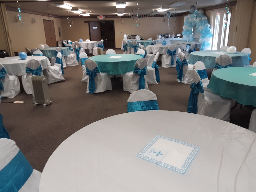 Park View Inn And Suites And Conference Center 42/65