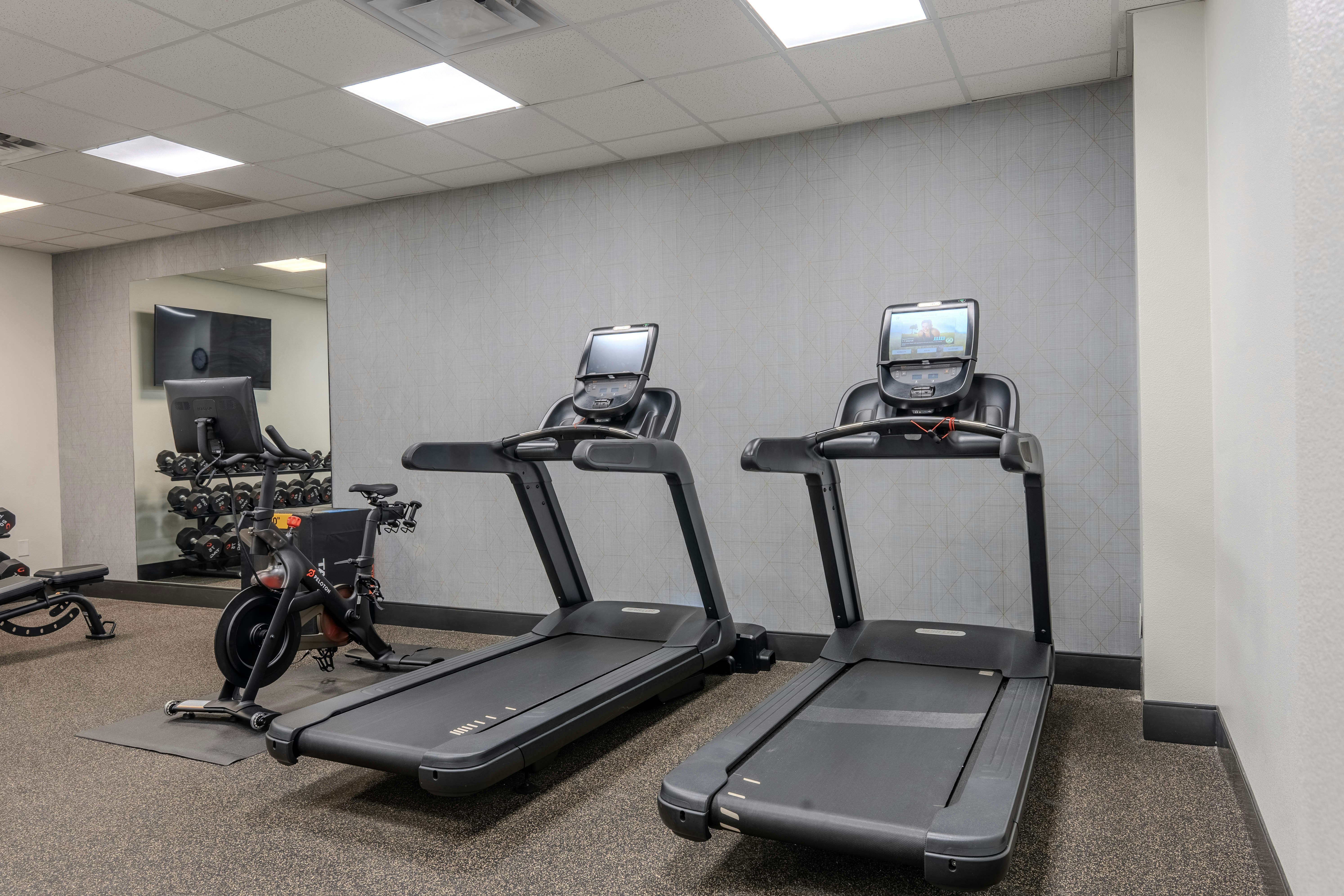 DoubleTree by Hilton Fort Worth Fossil Creek 4/6