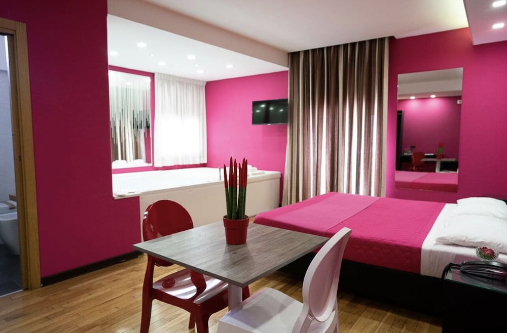 Sweet Central Hotel 20/27