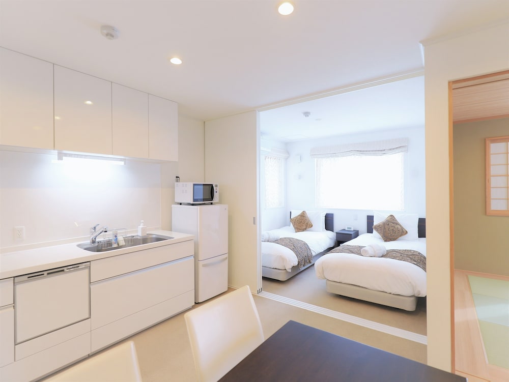 Bliss Lodging 37/44