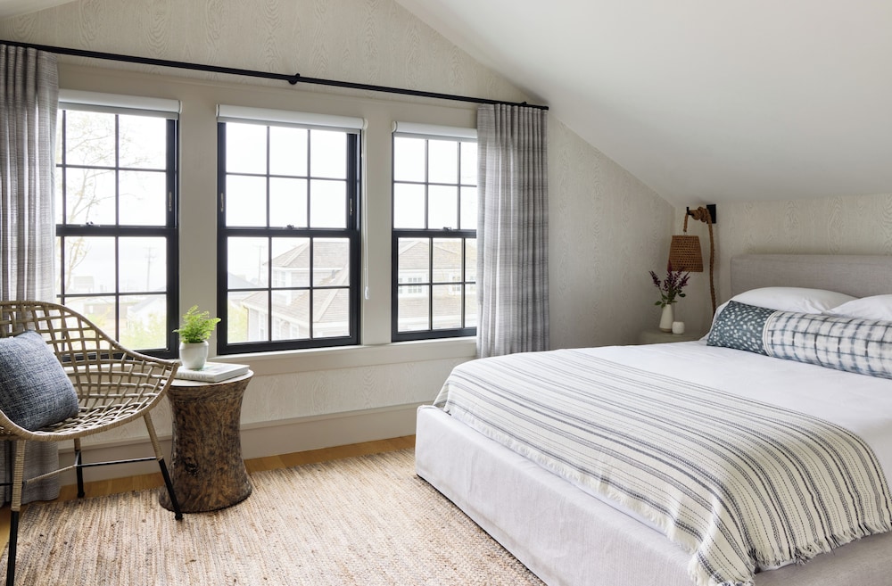 The Edgartown Inn, The Edgartown Collection 13/44