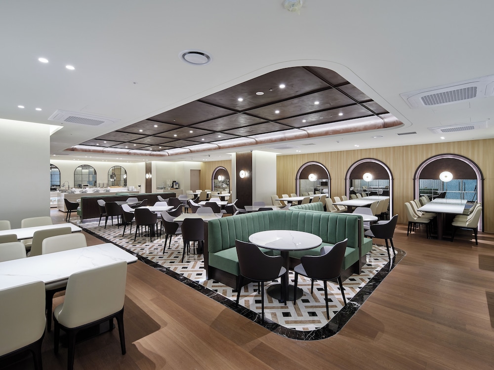 Hotel The Botanik Sewoon Myeongdong 53/65