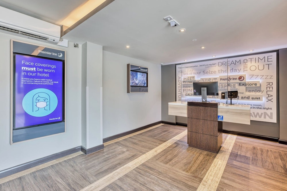 Premier Inn Harlow East (Church Langley) 6/36