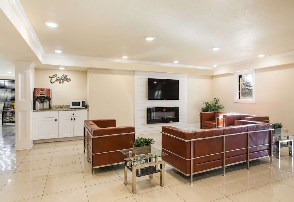 Bhagat Hotels Stone Mountain Atlanta BW Signature Collection 7/35