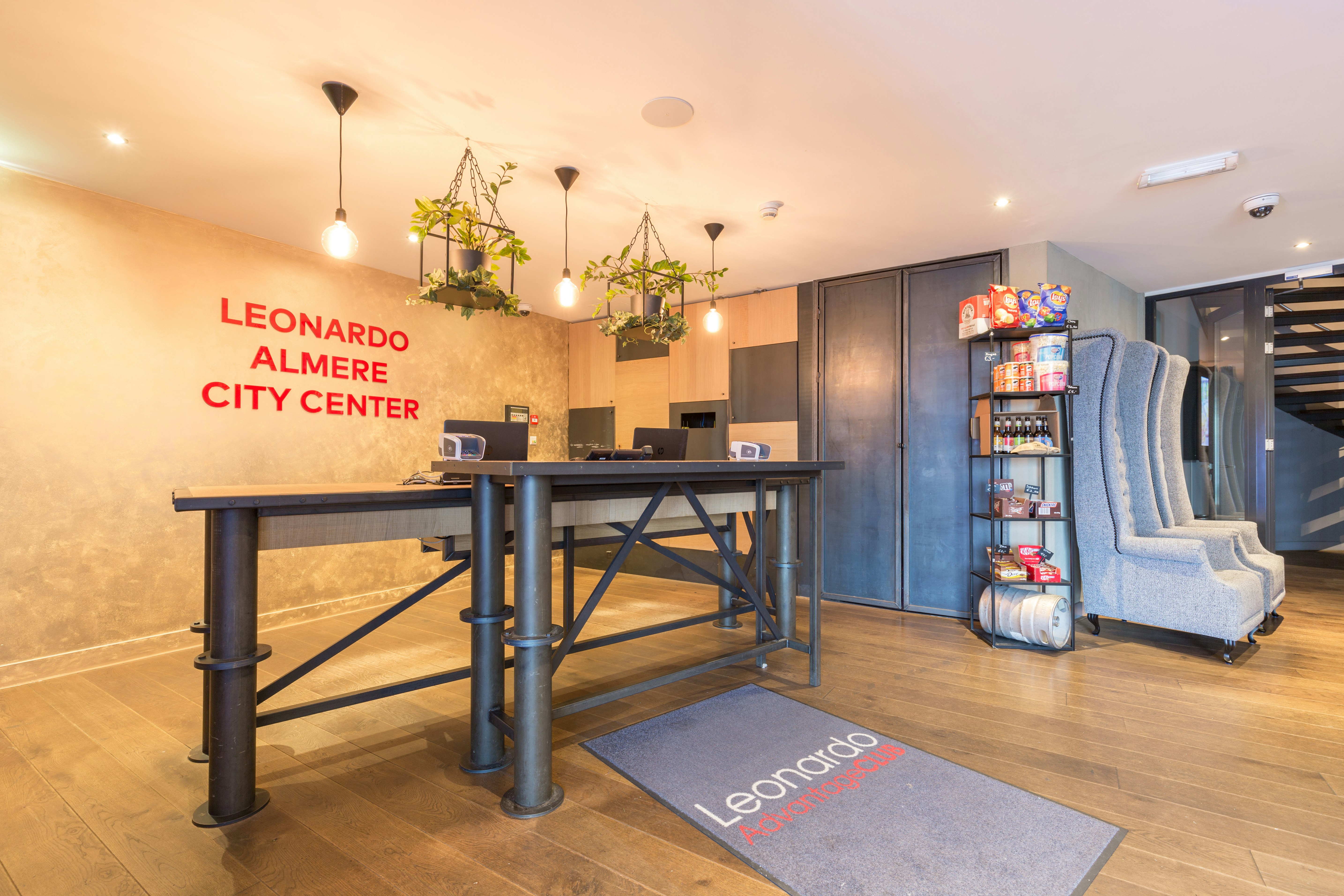 Lobby at Leonardo Hotel Almere City Center, ALMERE