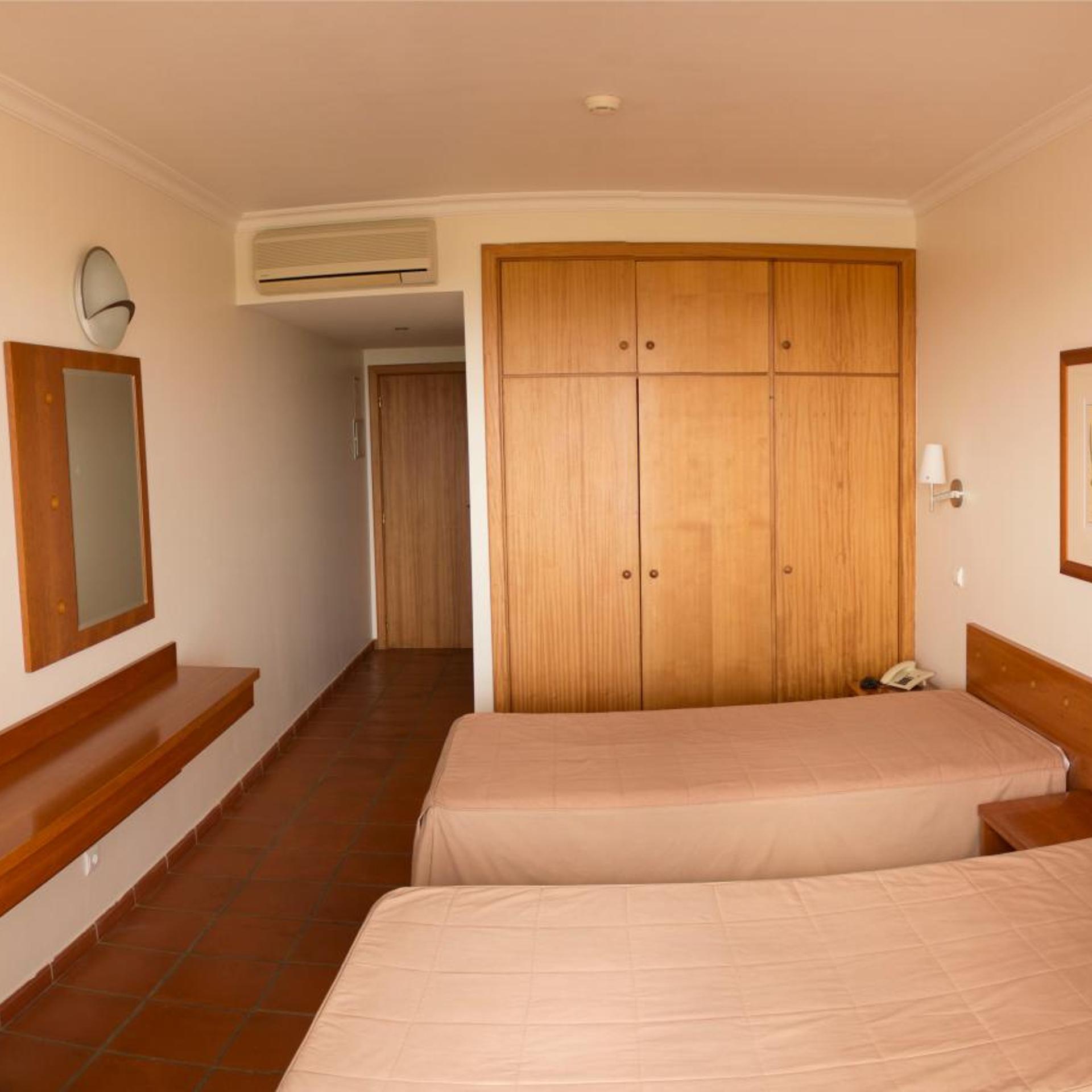 Hotel Areia Dourada 9/34