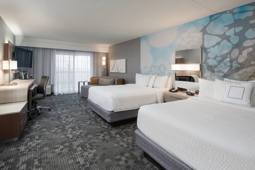 Courtyard By Marriott Toronto Vaughan 13/46