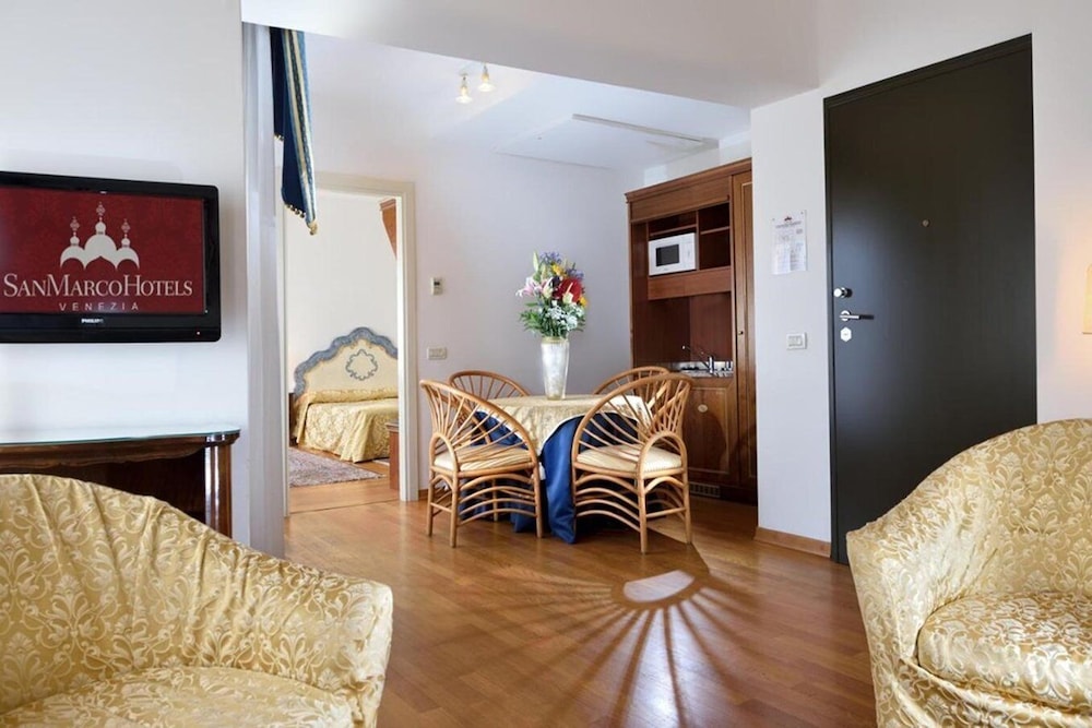 Royal San Marco & Suites 36/50
