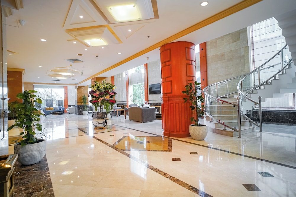 اعمار النور(Emaar Al Noor) 6/33