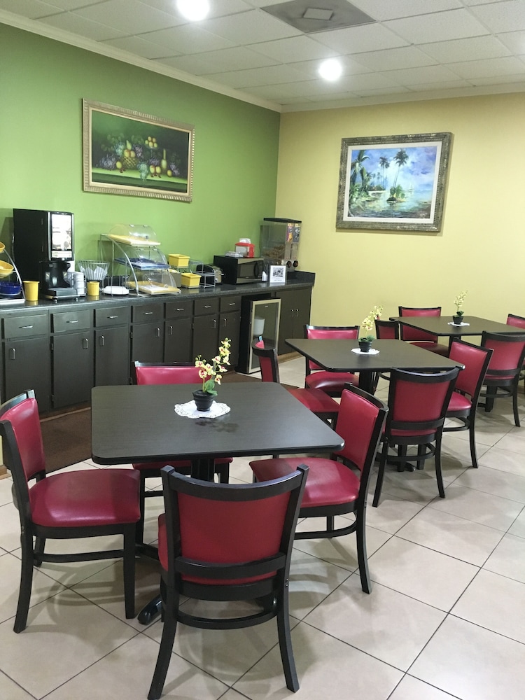 American Inn Pontotoc 25/46