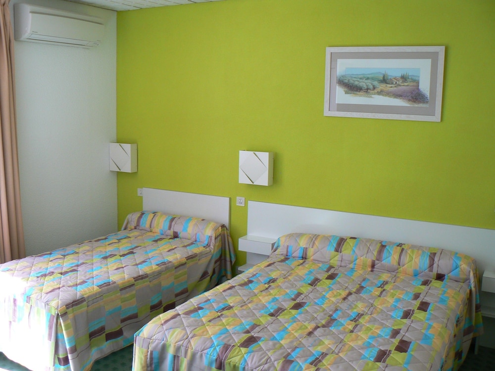 HOTEL LES CHENES 9/50