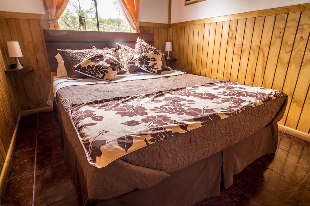 Hotel Y Cabanas Henua Iti 22/50
