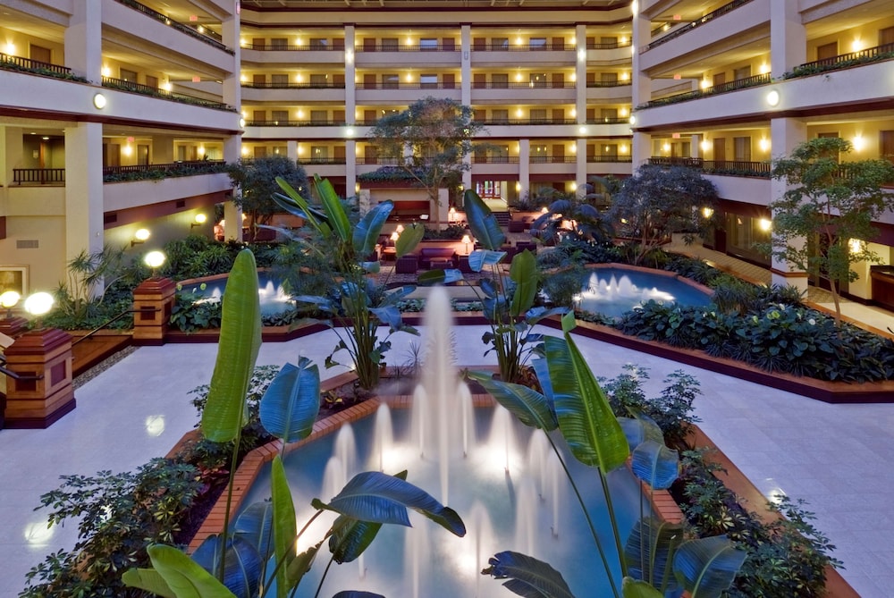 Embassy Suites by Hilton Lexington UK Coldstream 46/66