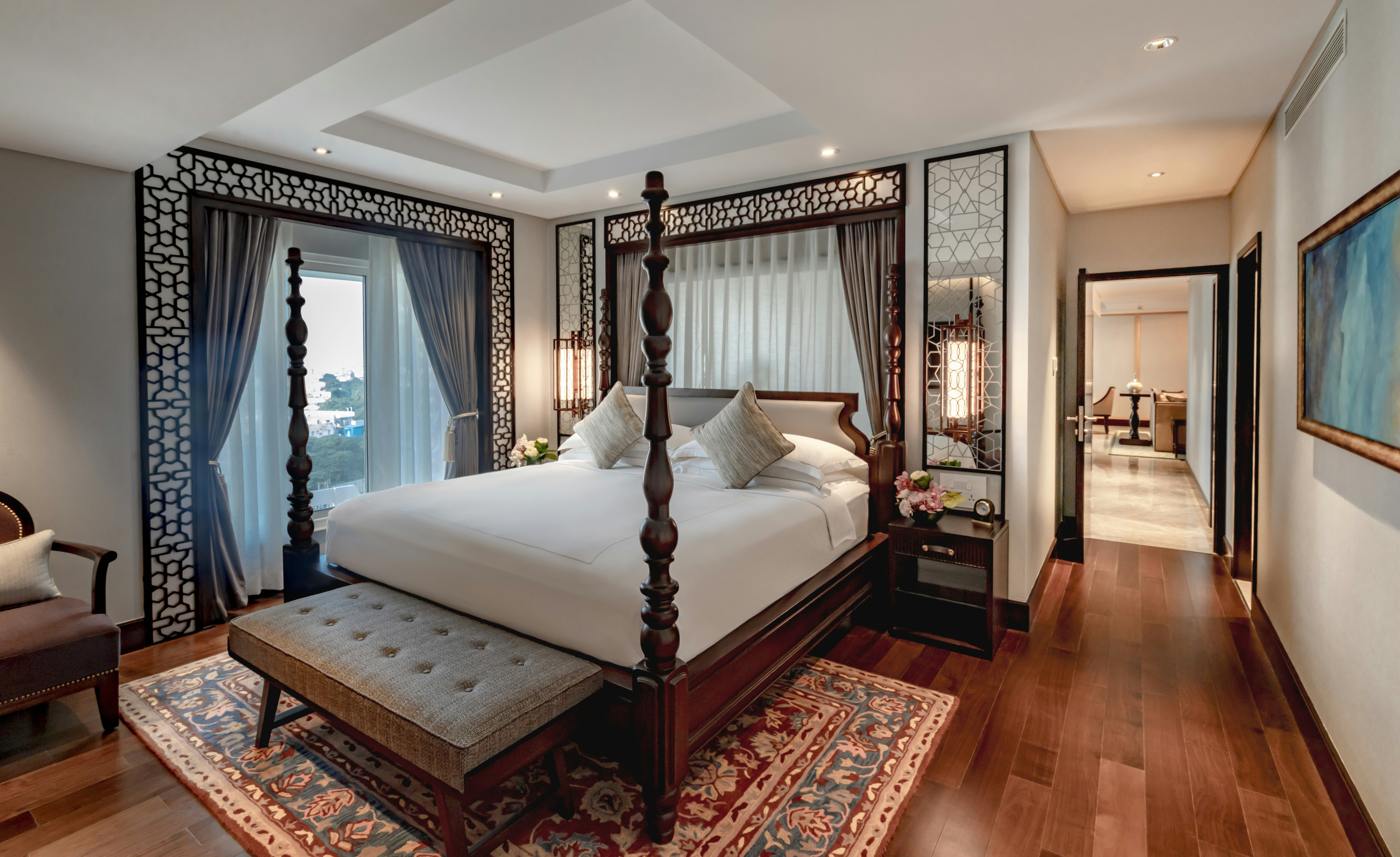 TAJ COROMANDEL 34/82