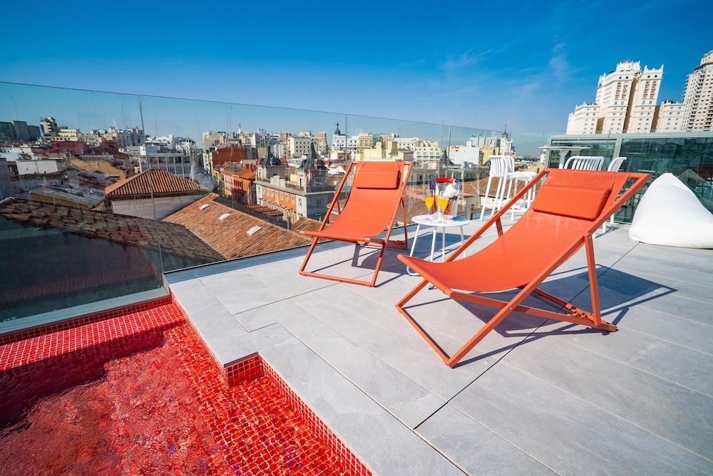 Akeah Hotel Gran Via - Adults Only 36/50