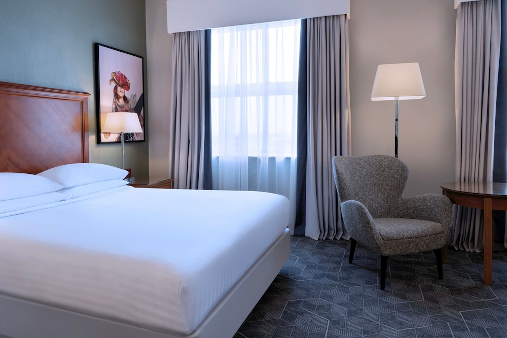 Room at Delta Hotels by Marriott Bexleyheath, BEXLEYHEATH