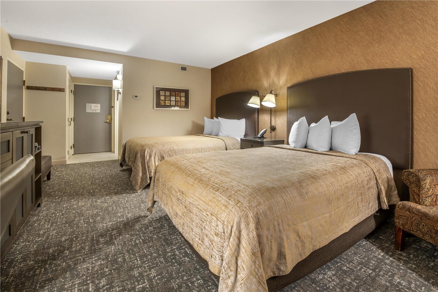 Room, 2 Double Beds, Pool Side