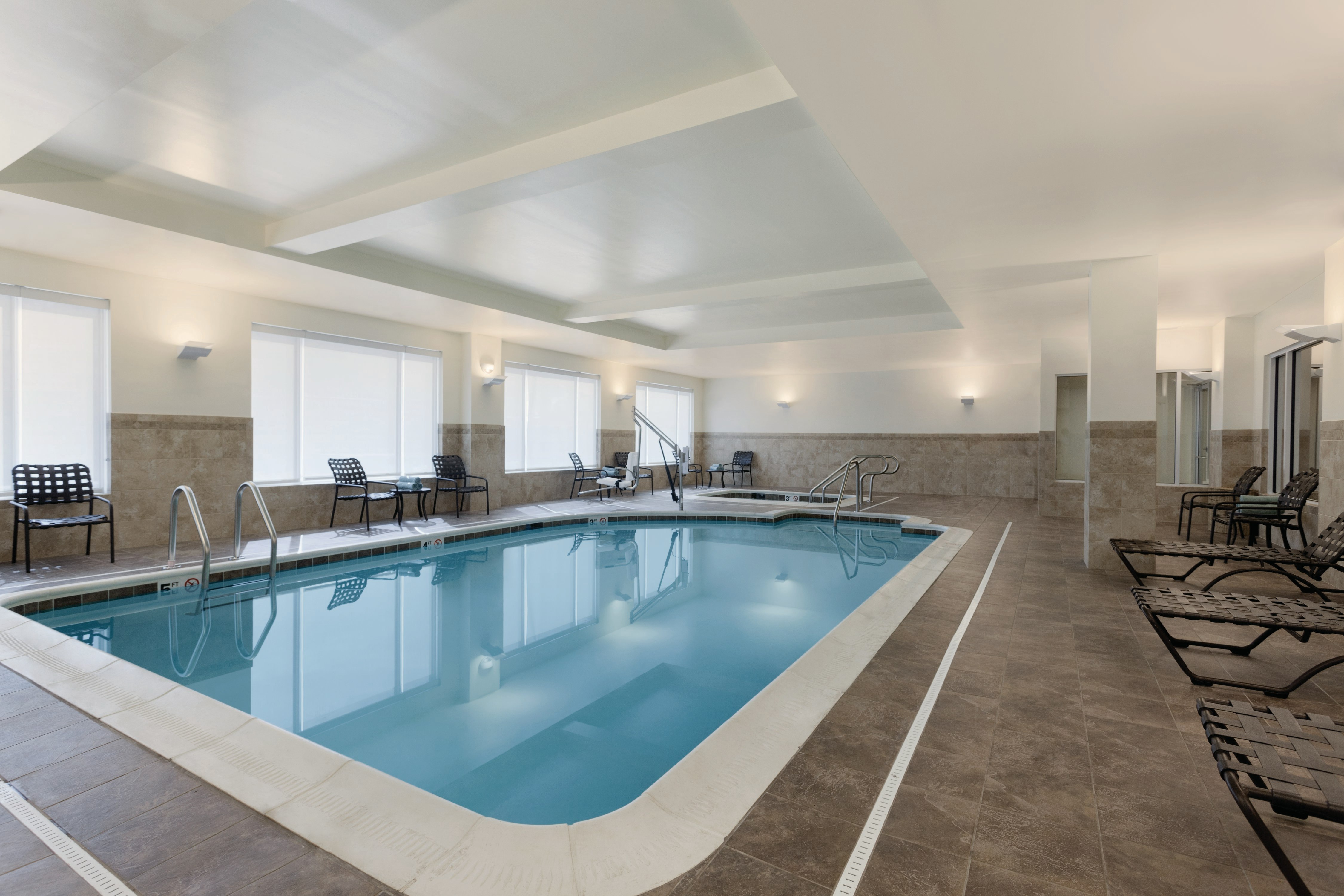 Hilton Garden Inn Falls Church 32/57