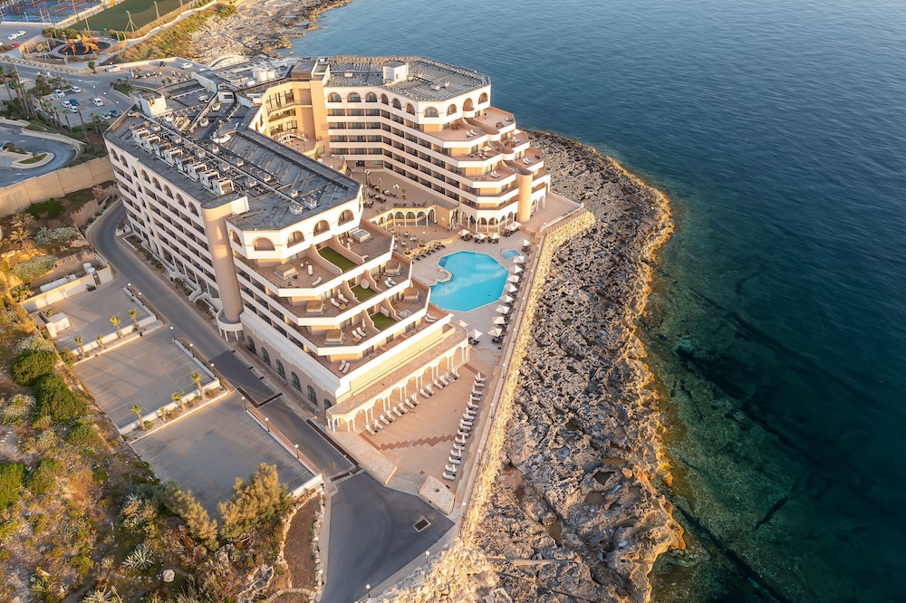 Radisson Blu Resort Malta St Julians 1/50