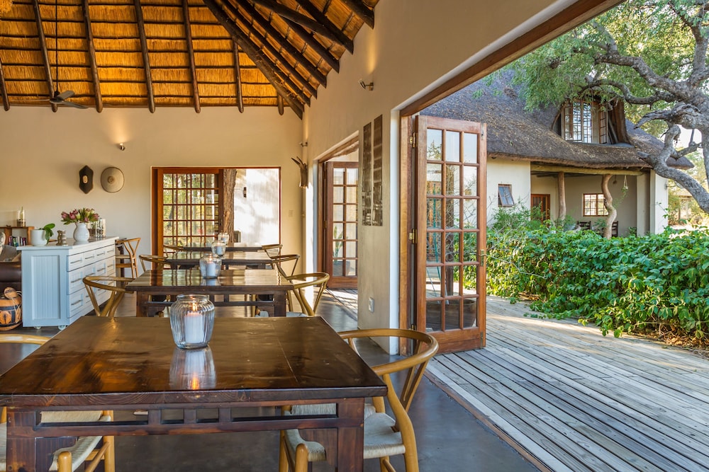 Mbizi Bush Lodge 14/50
