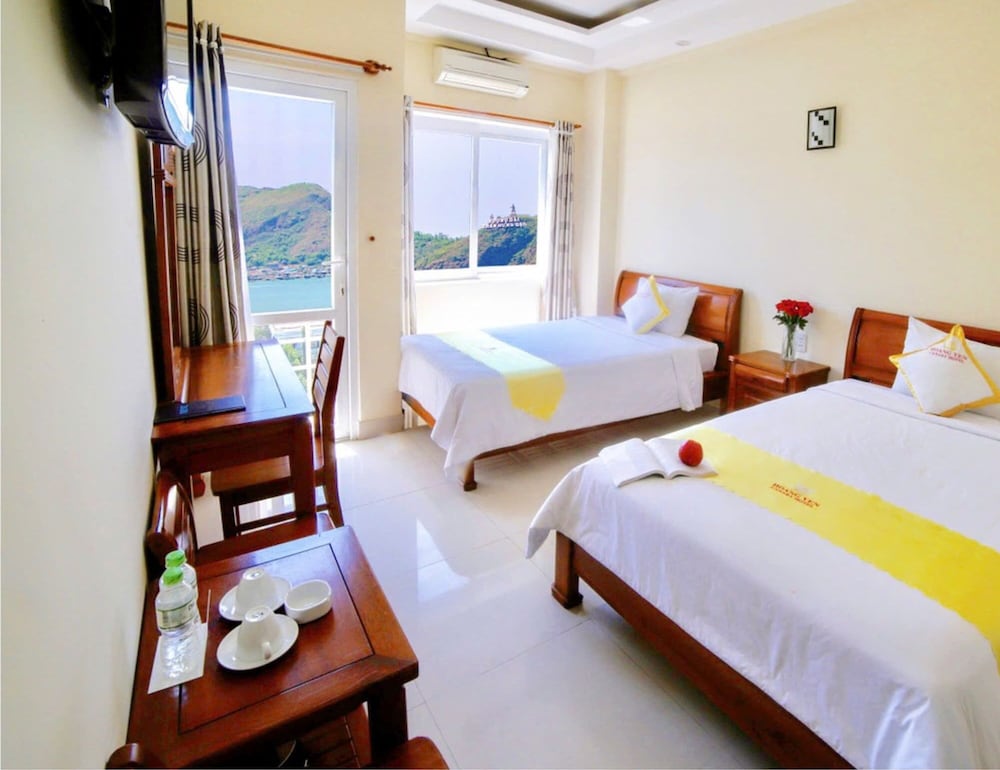 Hoang Yen Canary Hotel 50/66