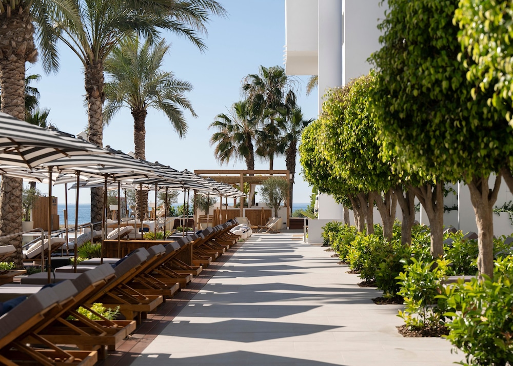 METT Hotel & Beach Resort Marbella Estepona 60/64