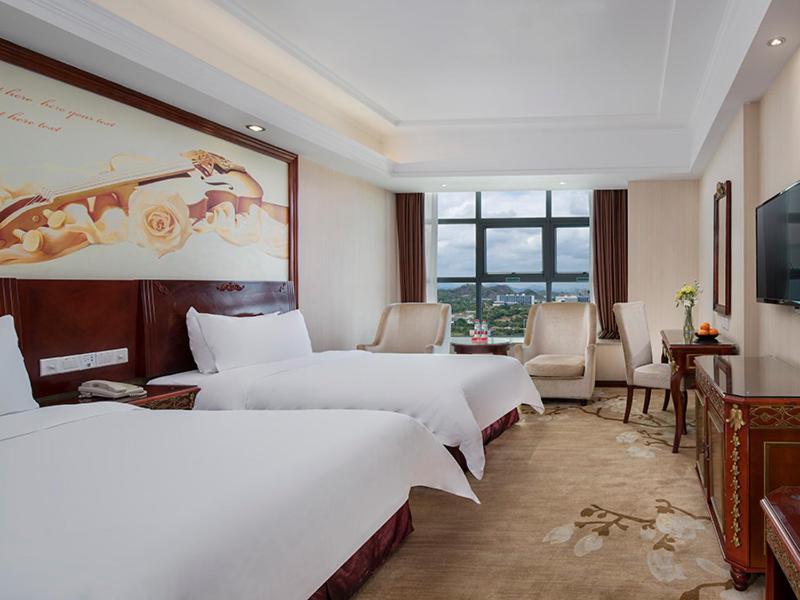 Vienna Hotel Shenzhen Pingshan High Speed Railway Station 8/15