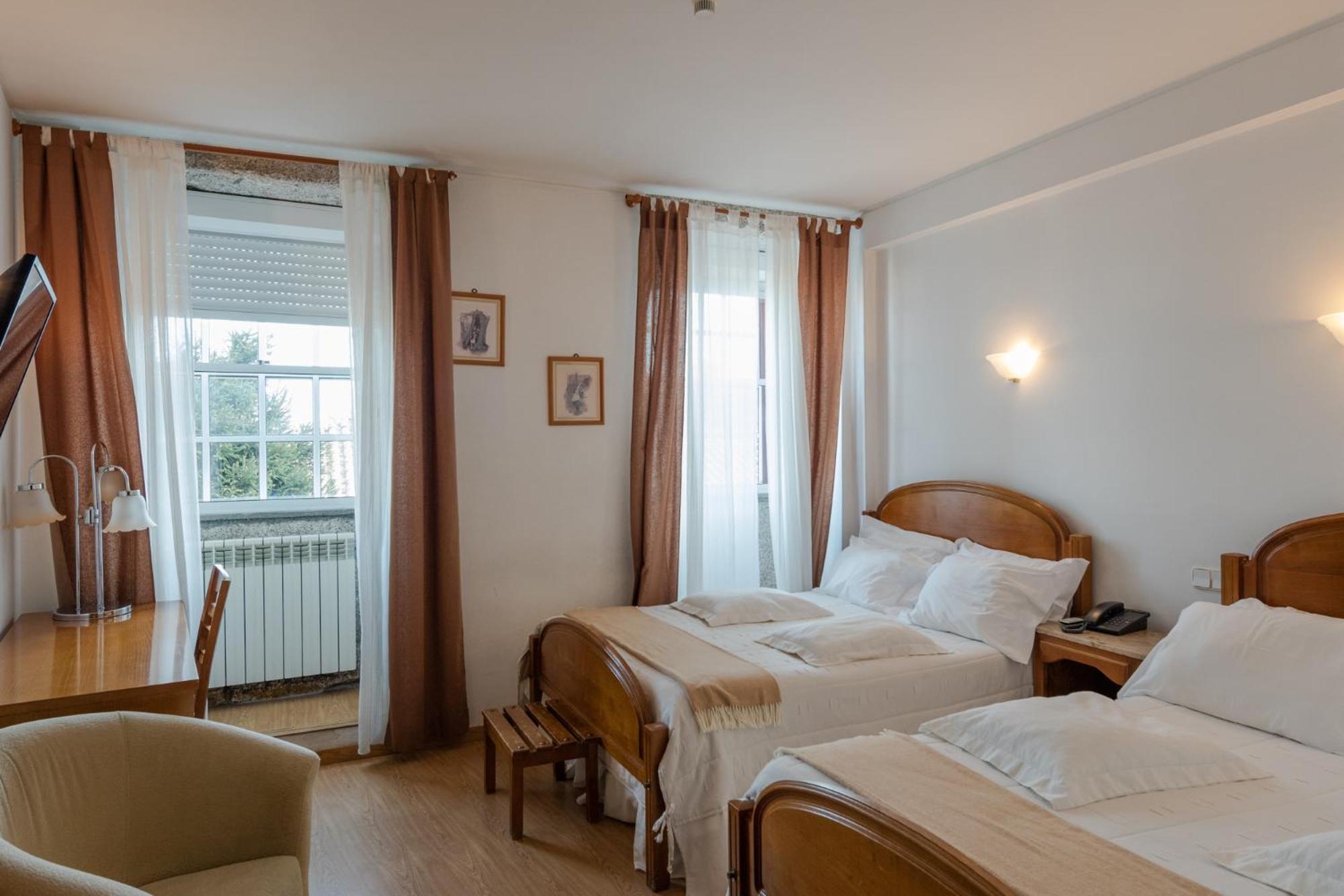 Santos Hotel 11/50