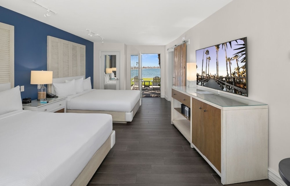LANAI, 2 QUEEN BEDS, BAY SIDE
