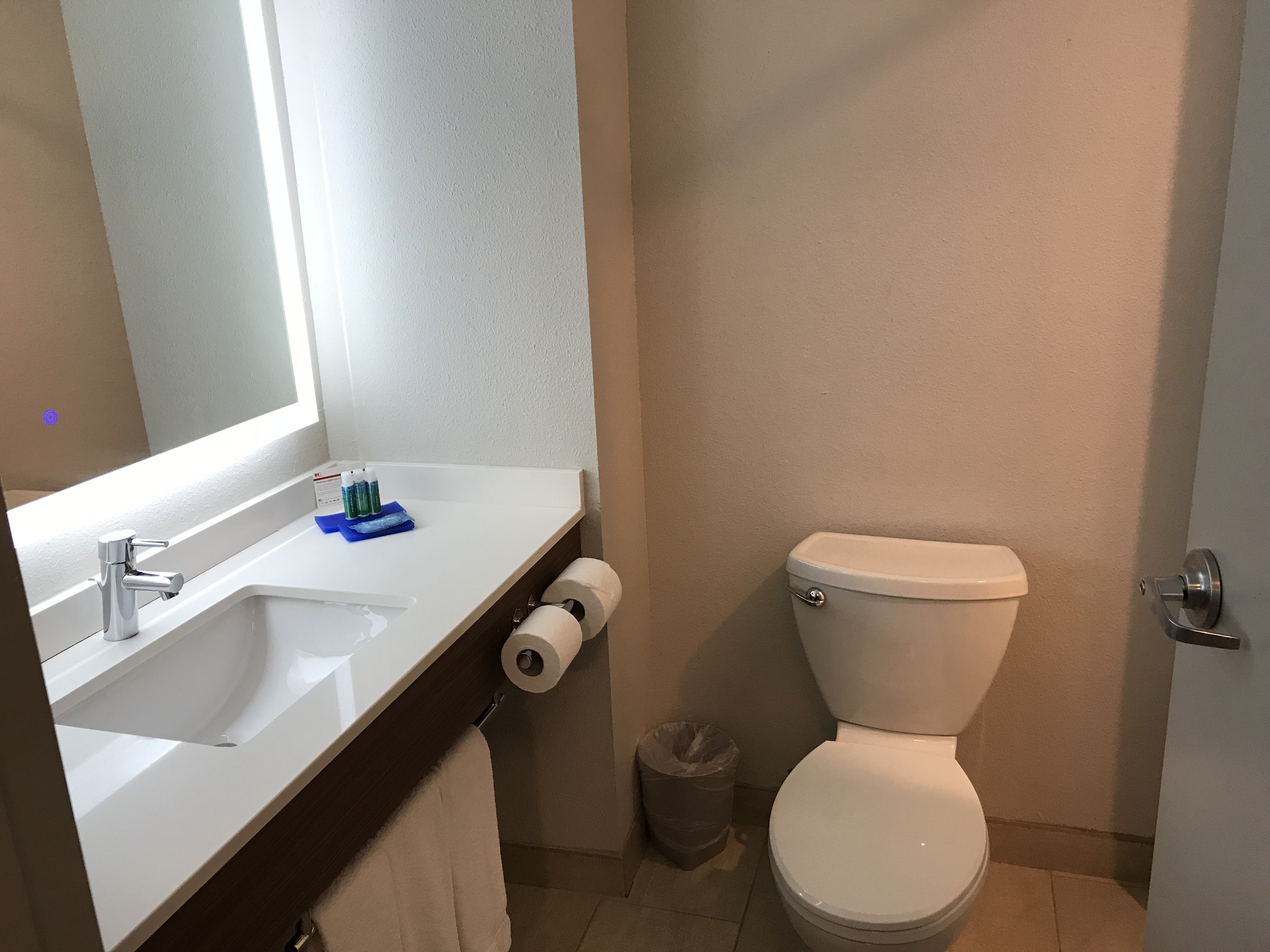 Holiday Inn Express Orlando South Davenport 68/70