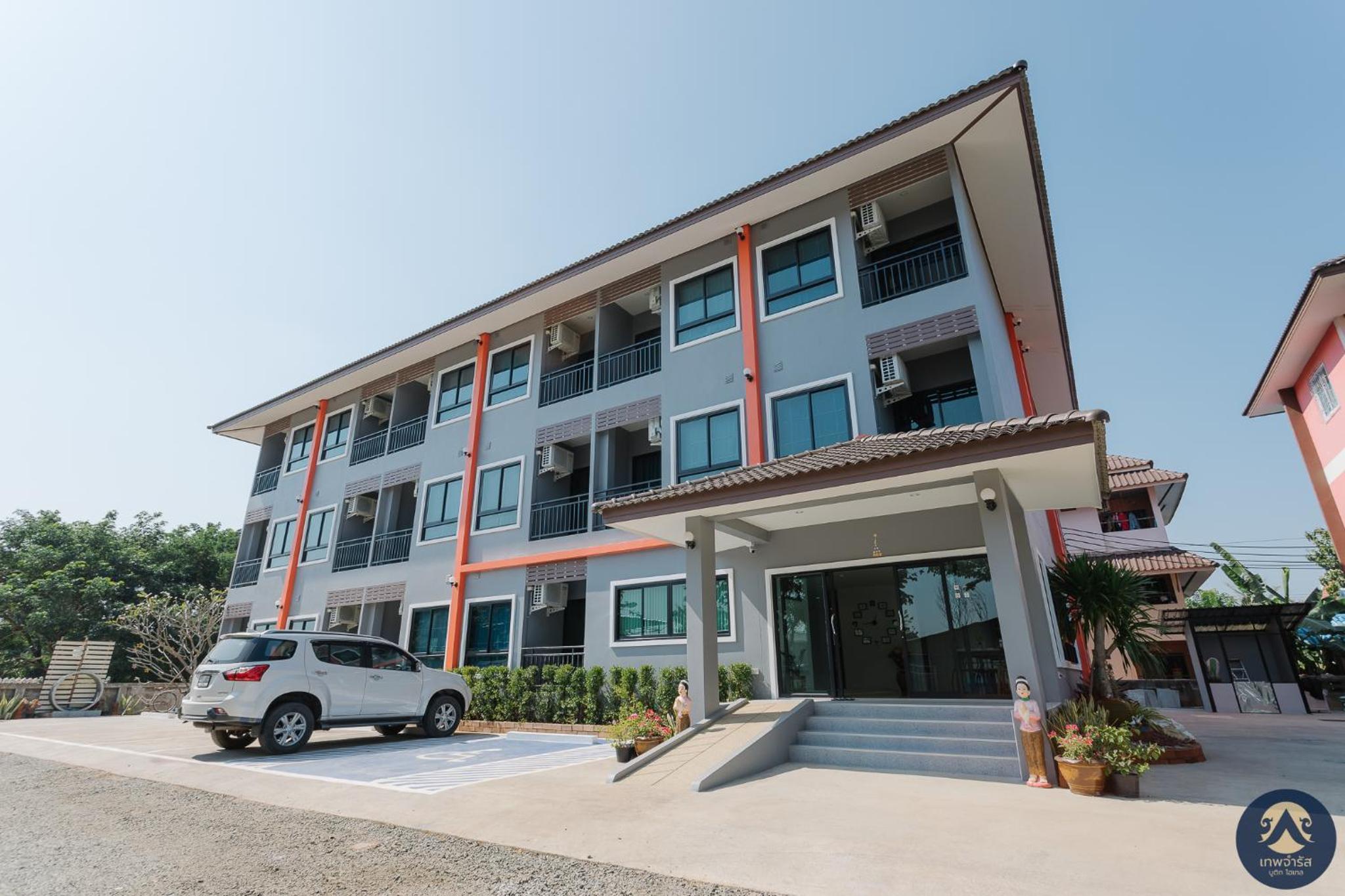 Thepchamrat Boutique Hotel 2/33