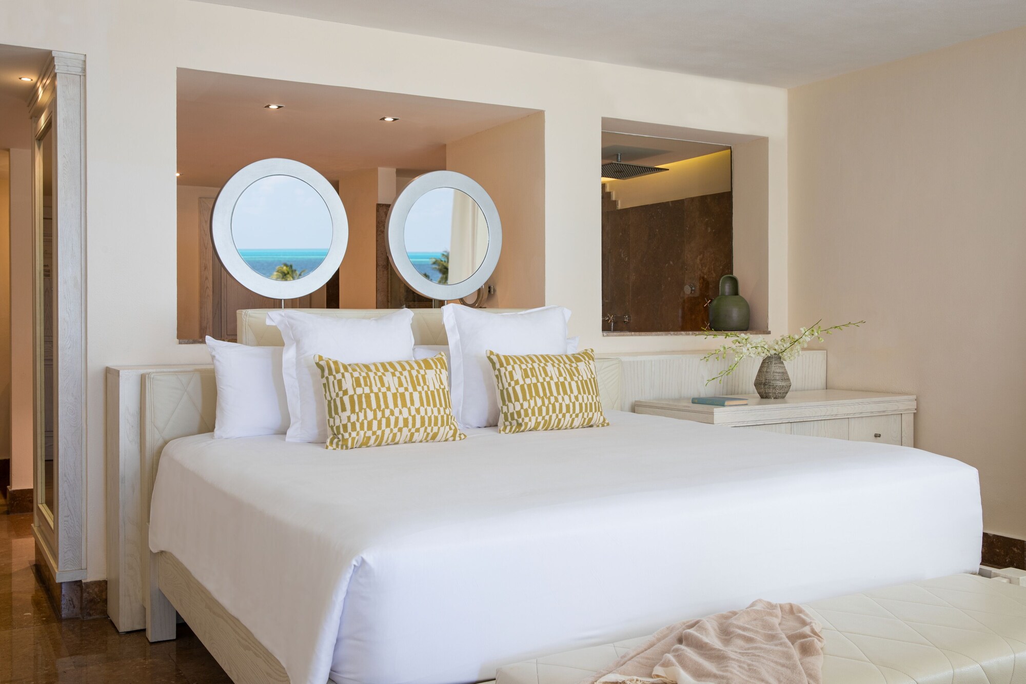 Suite, King Bed, Ocean View, Plunge Pool, Terrace