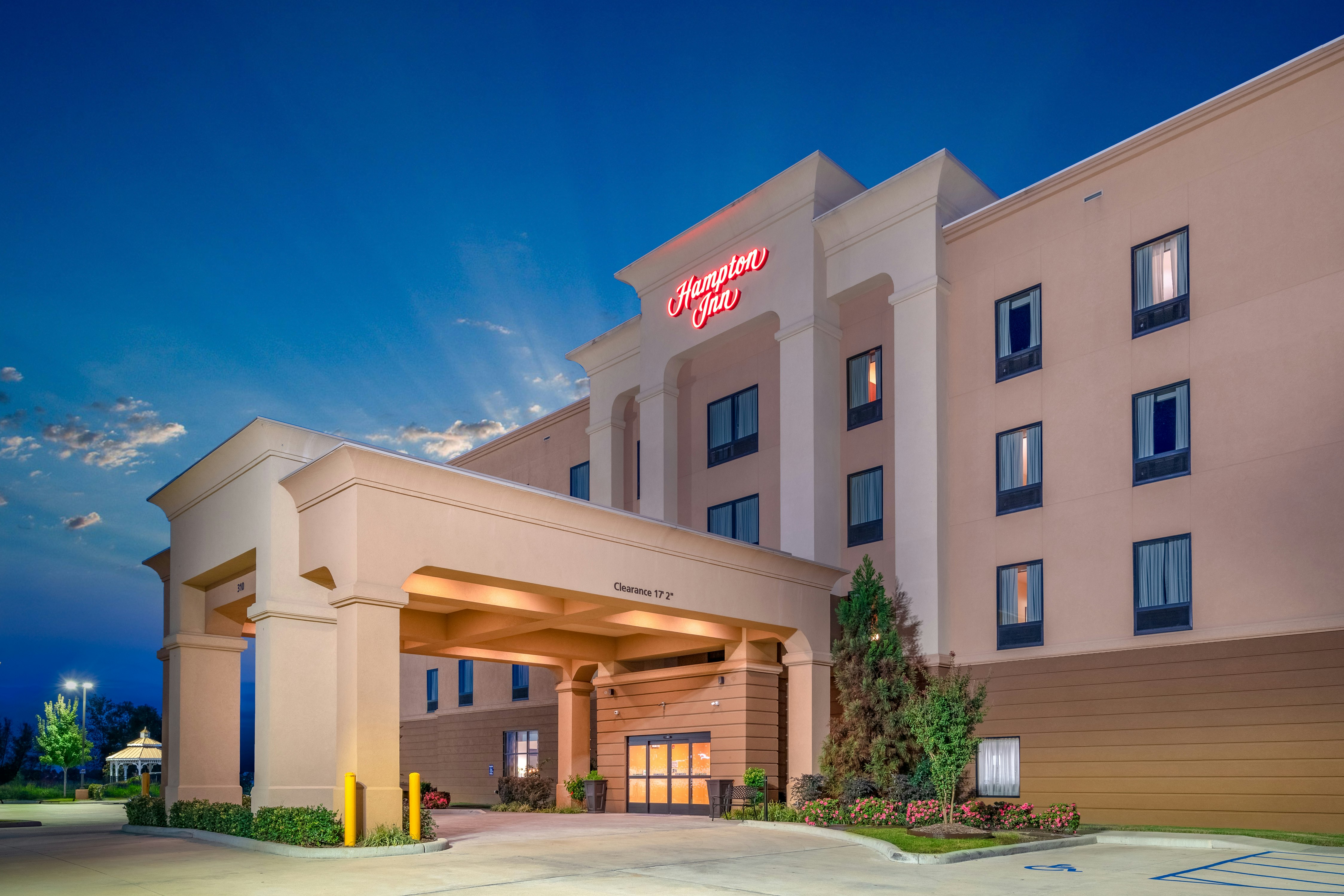 Hampton Inn Marion, AR 29/36
