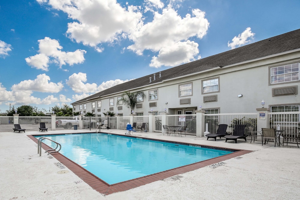 Motel6 Pasadena, TX 36/45