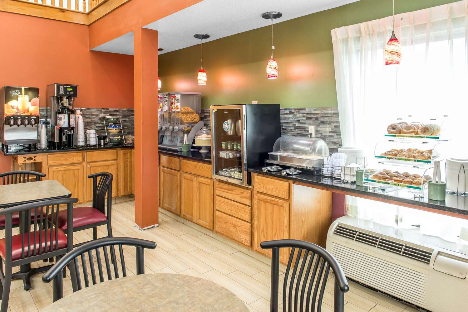 Quality Inn & Suites Columbus West - Hilliard 7/11