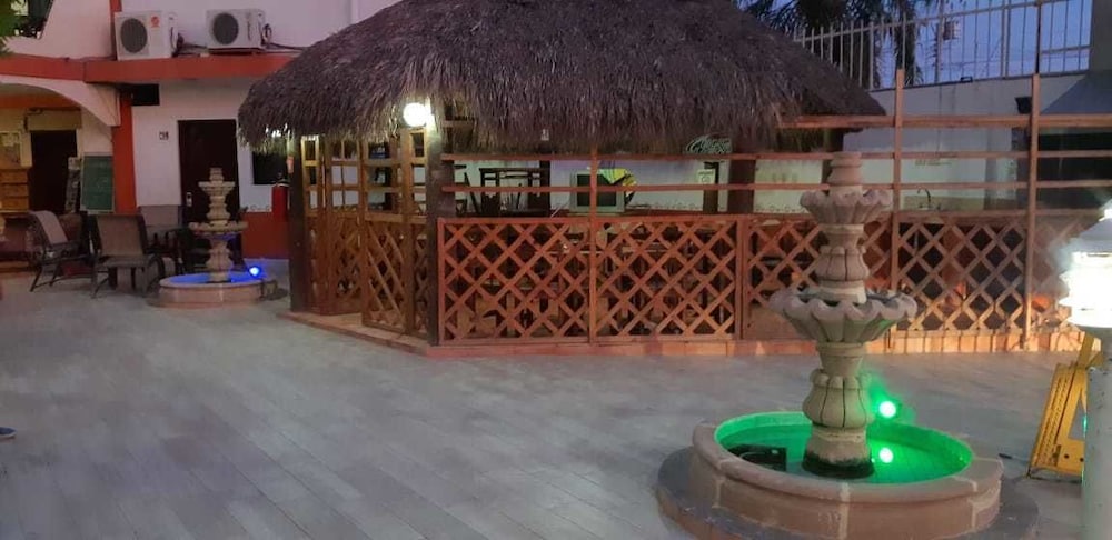 Hotel Las Fuentes 7/64