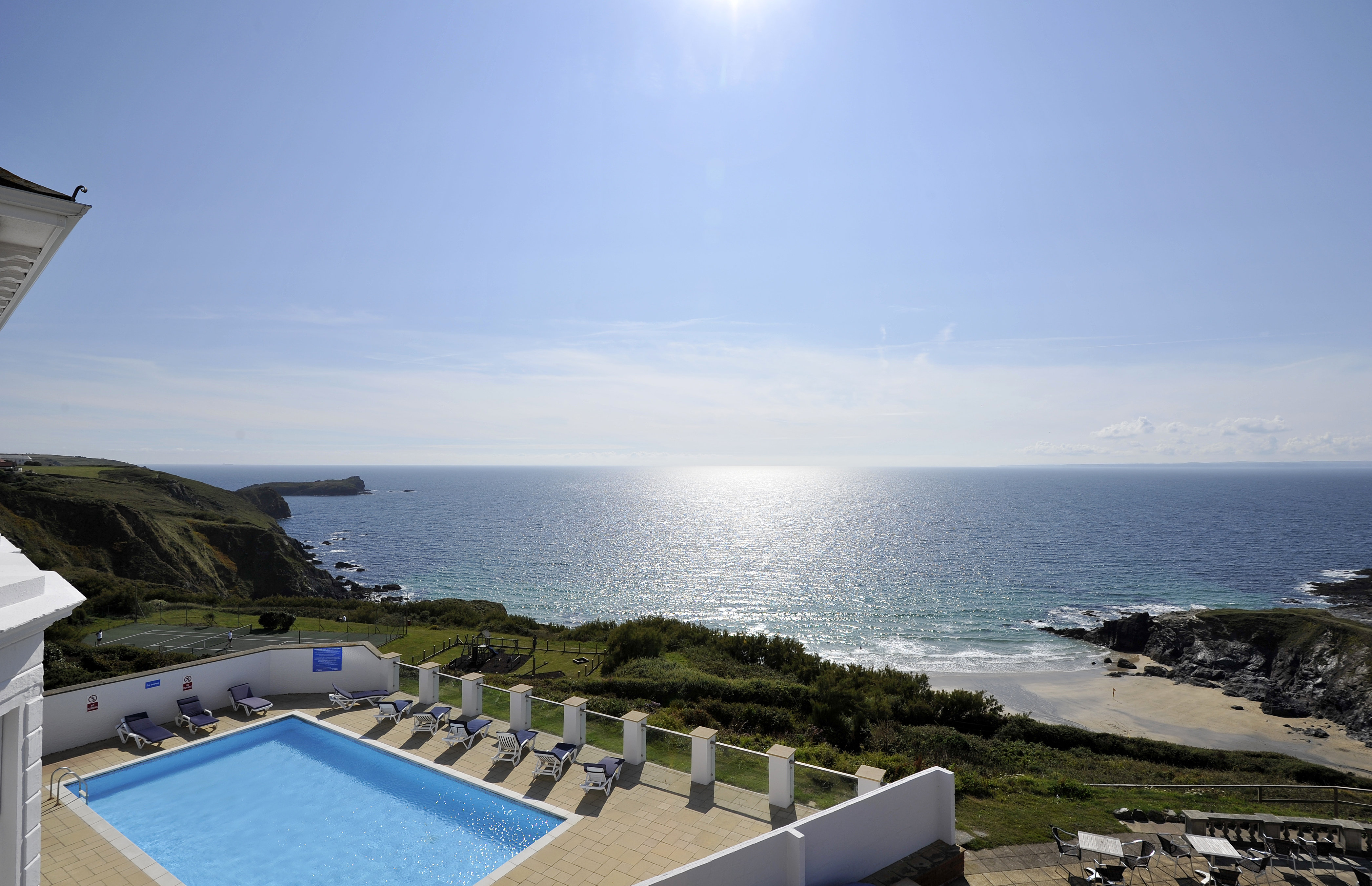 Polurrian Bay Hotel 24/26