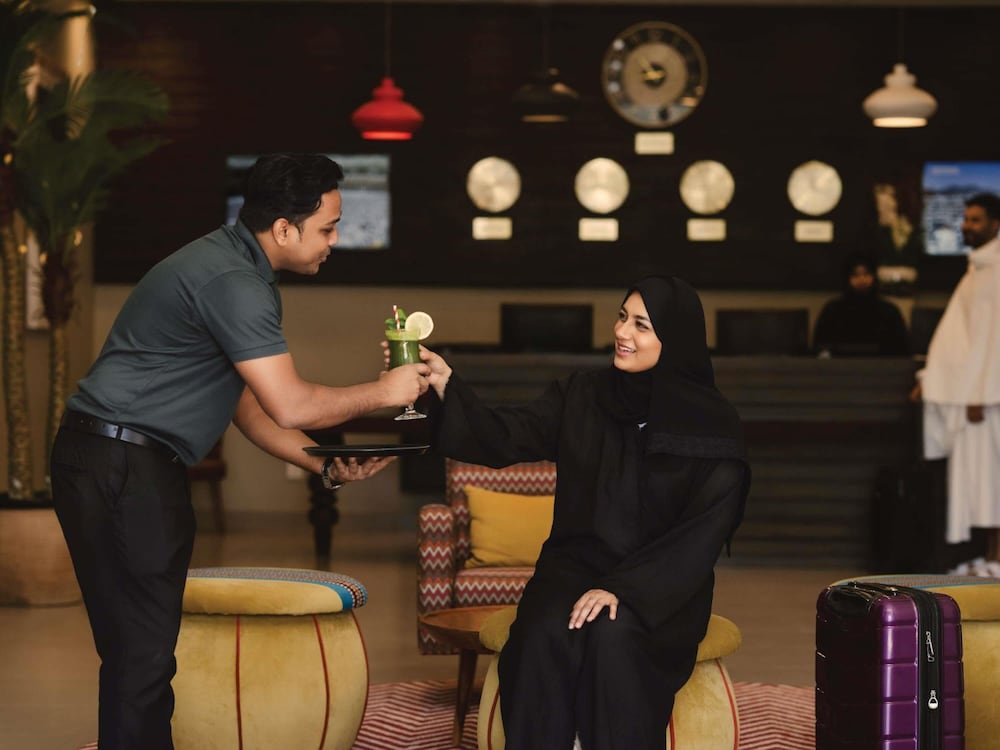 Mercure Makkah Aziziah 10/55