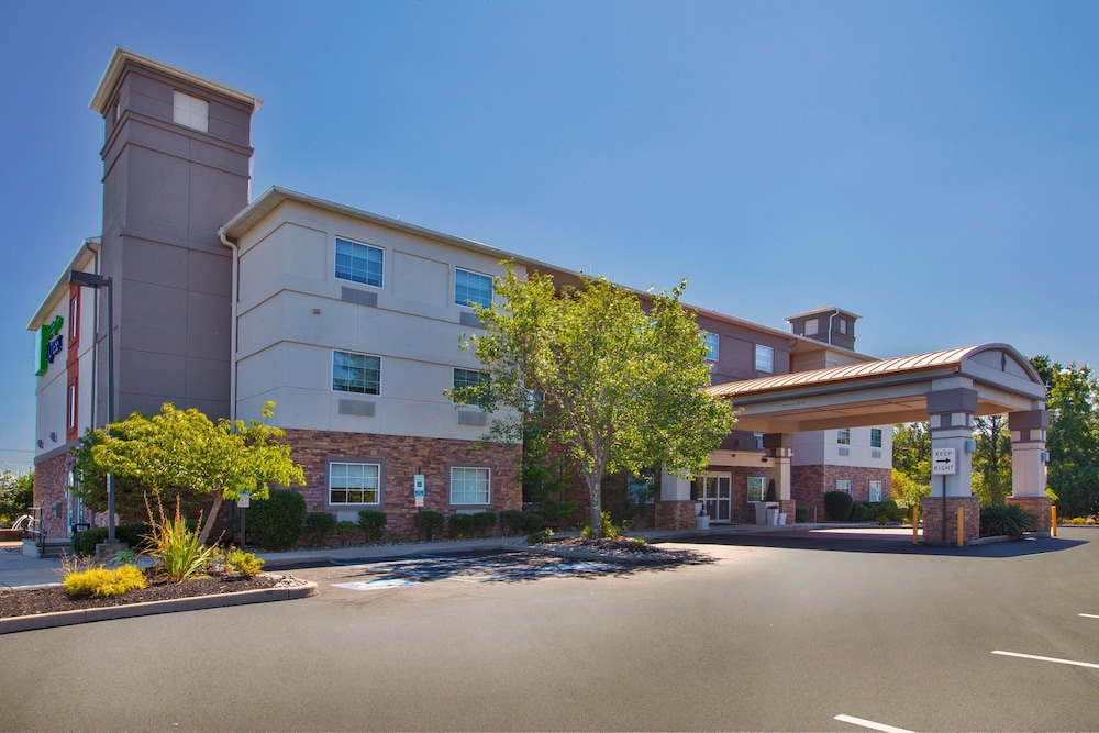 Holiday Inn Express Hotel And Suites Absecon Atlantic City Area 43/48