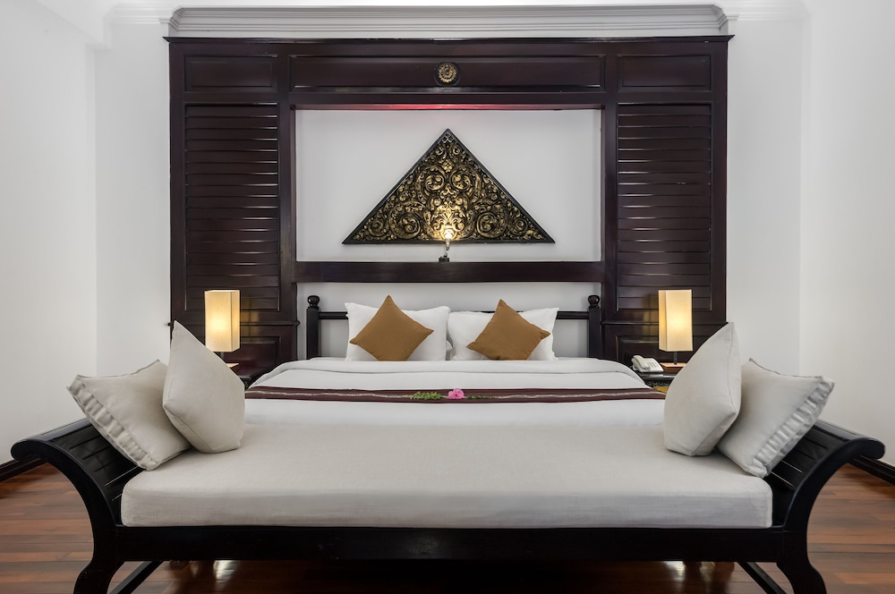 Kingdom Angkor Hotel 27/70